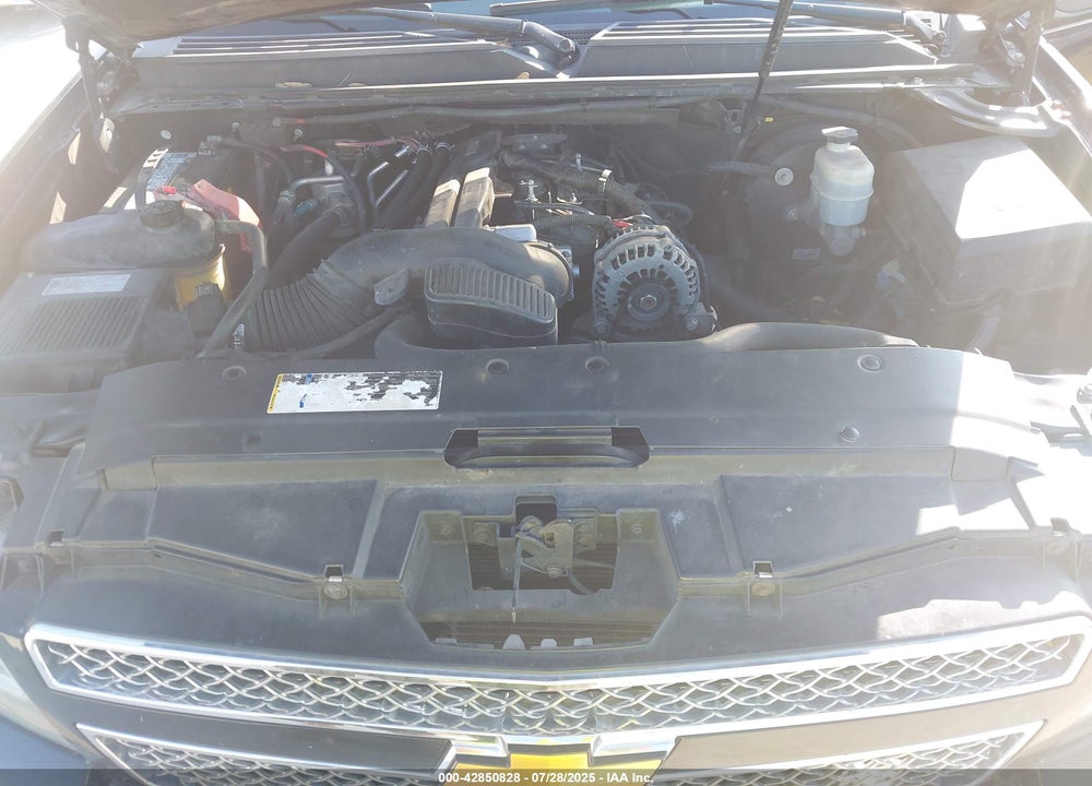 2009 CHEVROLET TAHOE VIN: 1GNFC33089R297033