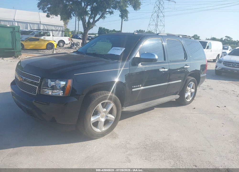 2009 CHEVROLET TAHOE VIN: 1GNFC33089R297033