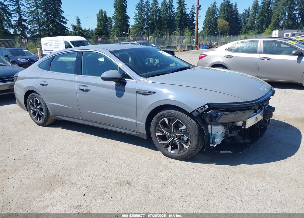 2025 HYUNDAI SONATA VIN: KMHL64JA5SA510539