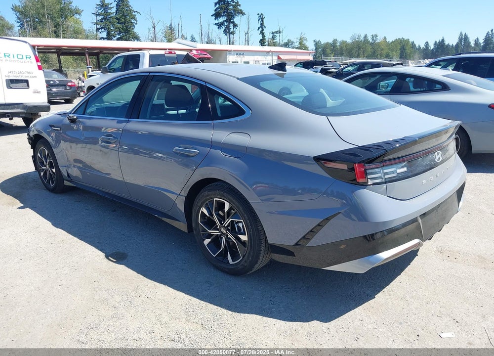 2025 HYUNDAI SONATA VIN: KMHL64JA5SA510539