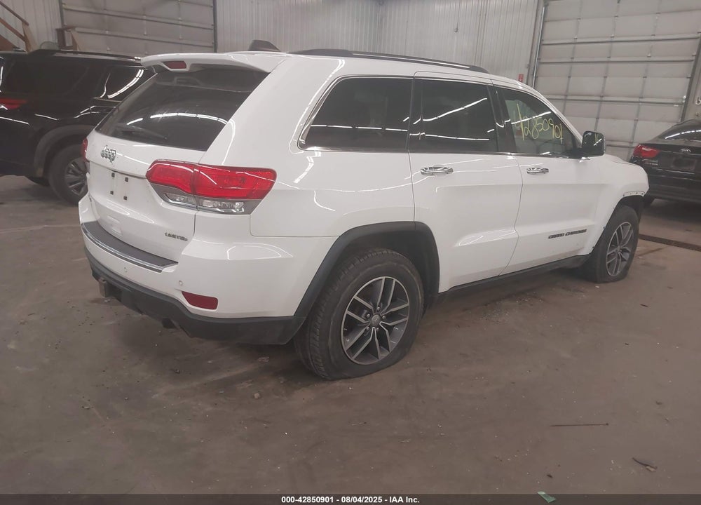 2017 JEEP GRAND CHEROKEE VIN: 1C4RJFBG4HC694400