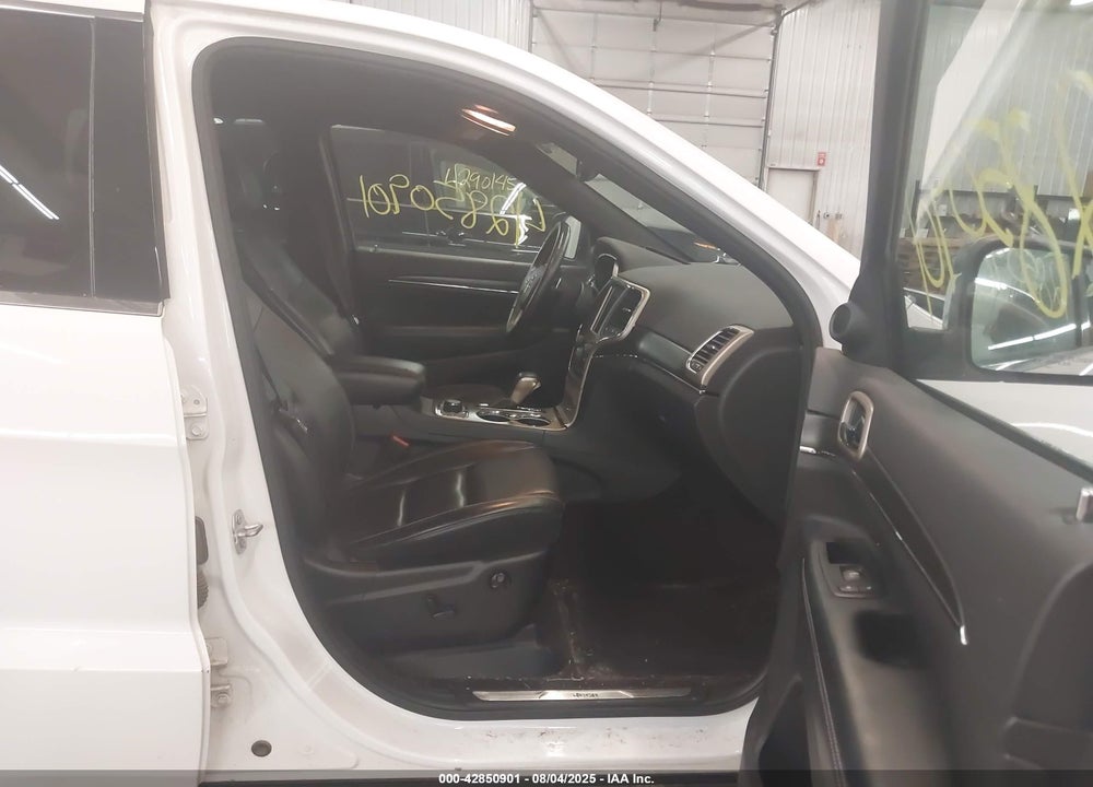 2017 JEEP GRAND CHEROKEE VIN: 1C4RJFBG4HC694400