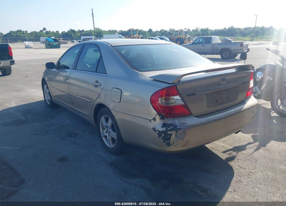 2004 TOYOTA CAMRY SE VIN: 4T1BE32K94U826494