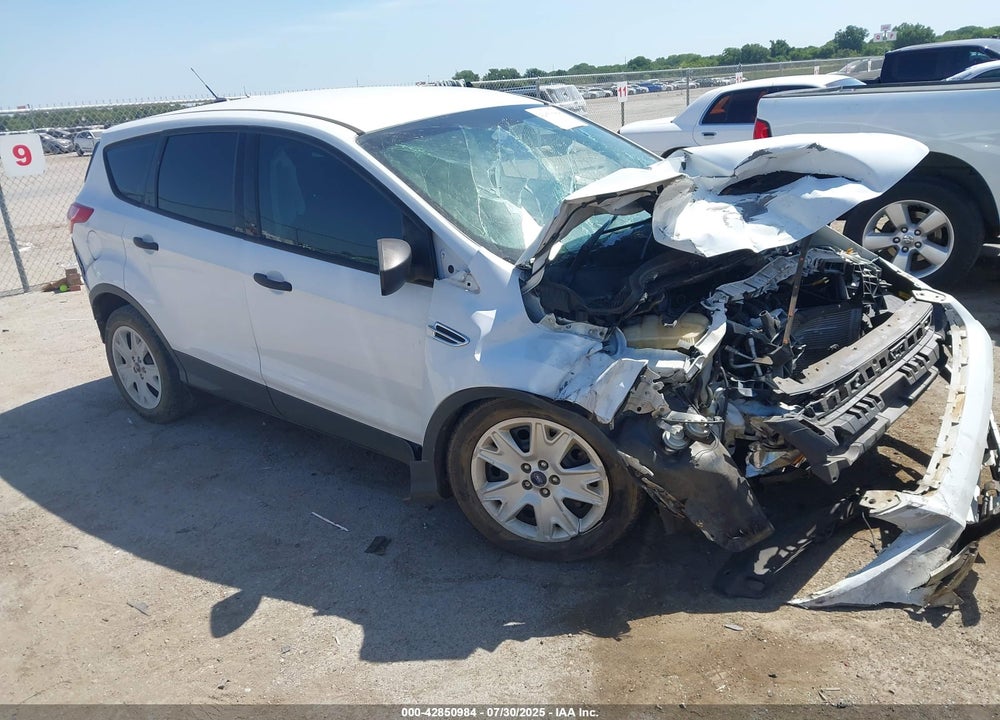 2014 FORD ESCAPE S VIN: 1FMCU0F72EUB44635