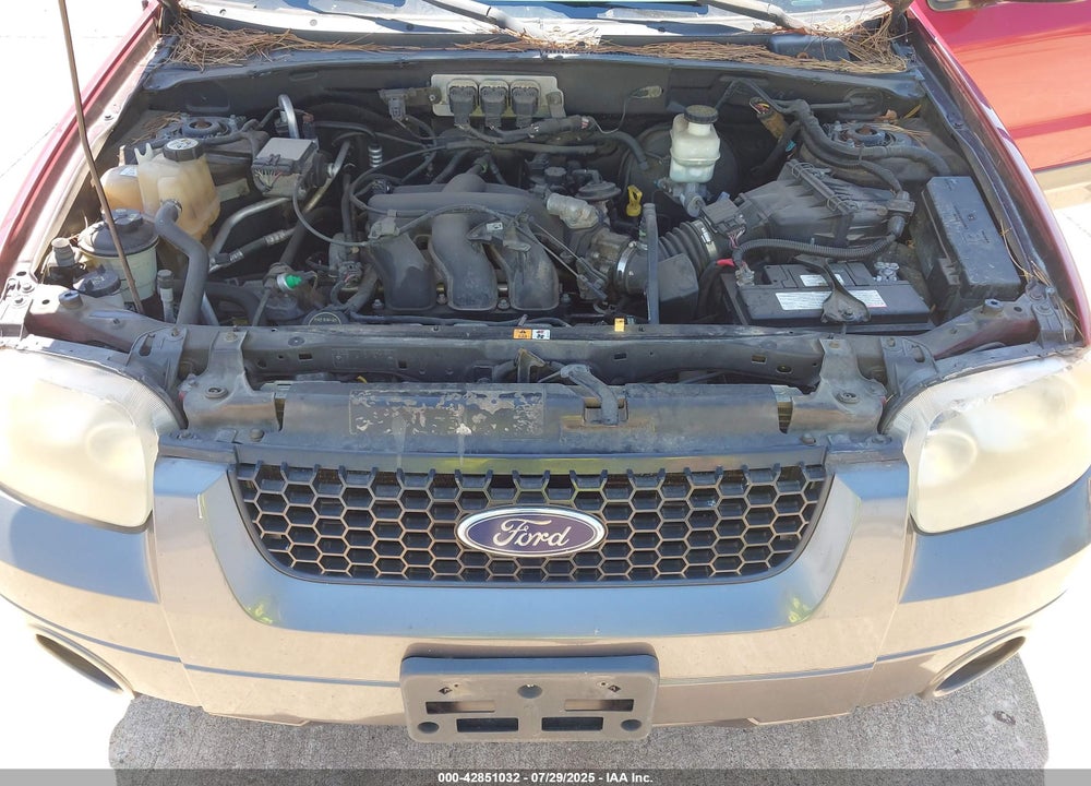 2005 FORD ESCAPE VIN: 1FMYU03125KA93980