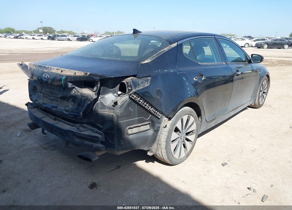 2012 KIA OPTIMA VIN: 5XXGR4A64CG032595