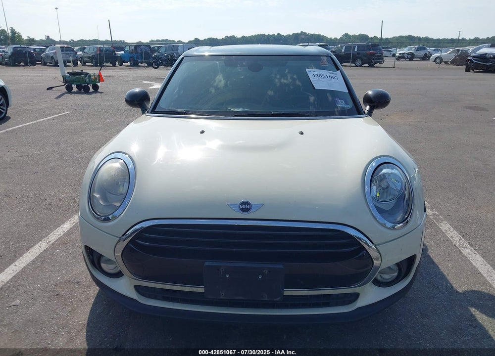2016 MINI CLUBMAN COOPER VIN: WMWLN5C56G2B28017