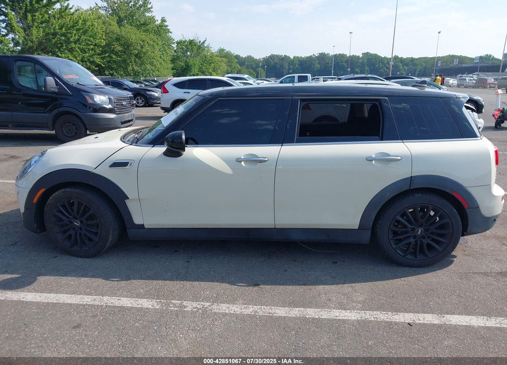 2016 MINI CLUBMAN COOPER VIN: WMWLN5C56G2B28017