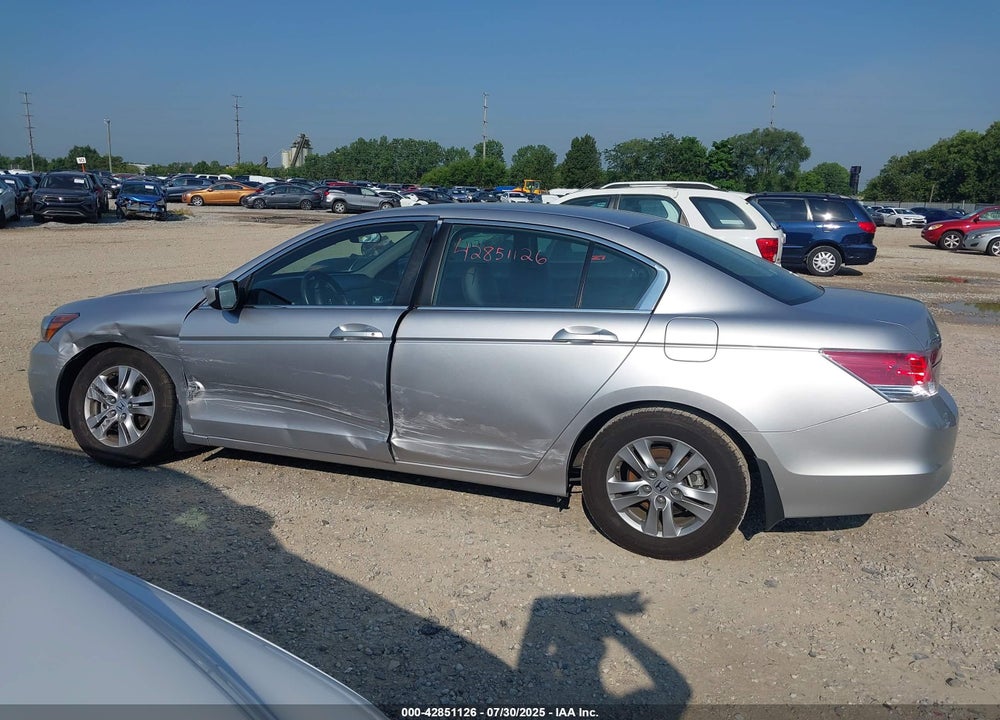 2011 HONDA ACCORD SE VIN: 1HGCP2F61BA110067