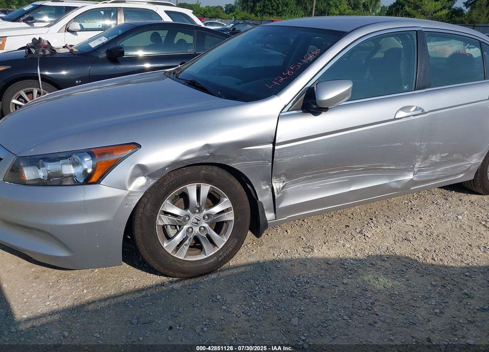 2011 HONDA ACCORD SE VIN: 1HGCP2F61BA110067