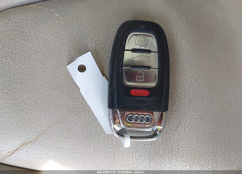 2010 AUDI A5 VIN: WAULFAFR8AA013451