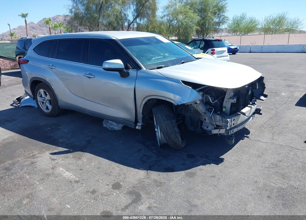 2021 TOYOTA HIGHLANDER LE VIN: 5TDZZRAH0MS031760