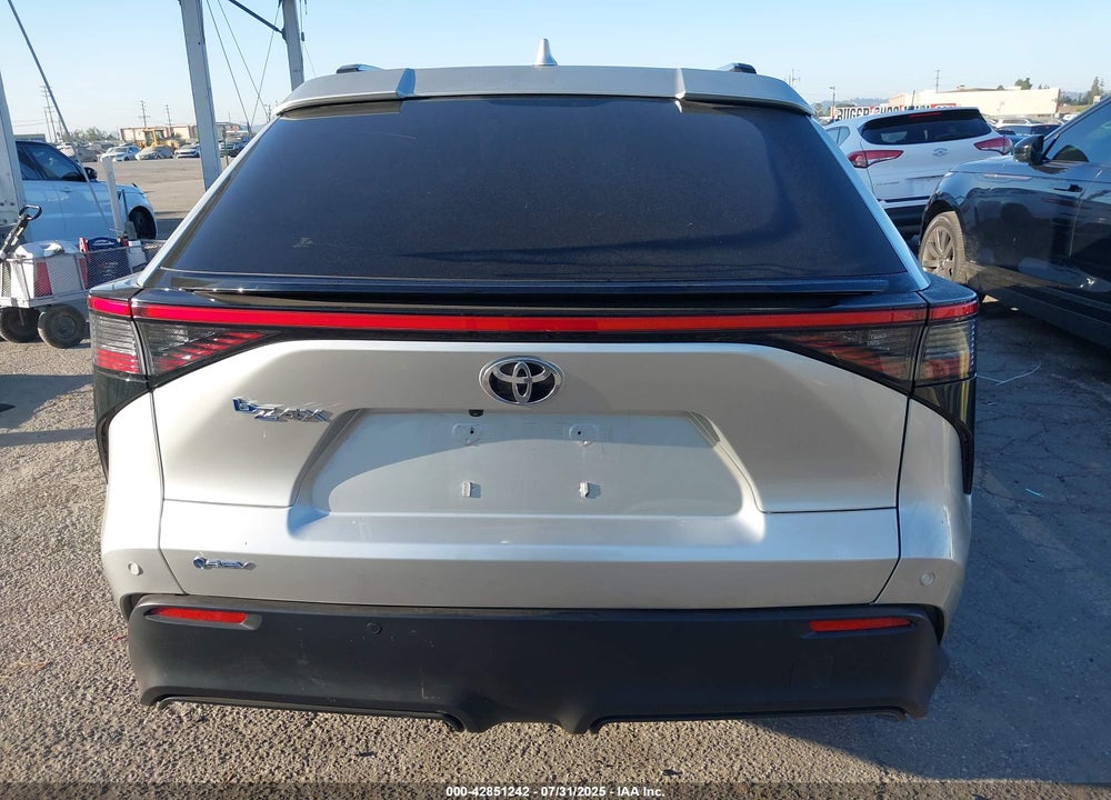 2024 TOYOTA BZ4X VIN: JTMAAAAA6RA037866