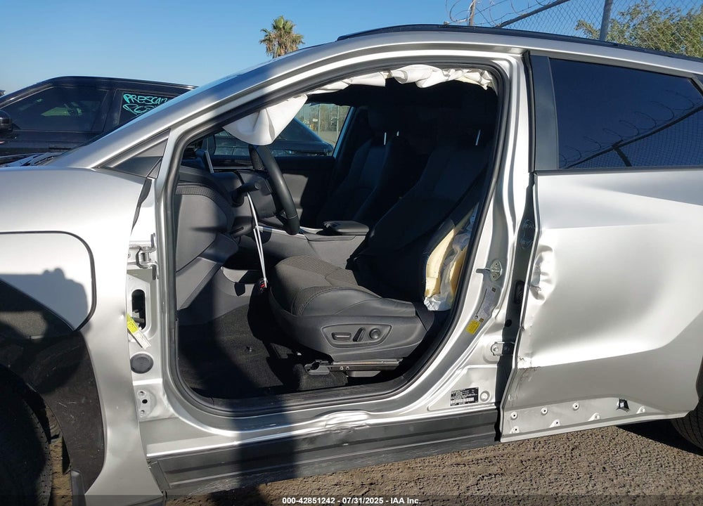 2024 TOYOTA BZ4X VIN: JTMAAAAA6RA037866