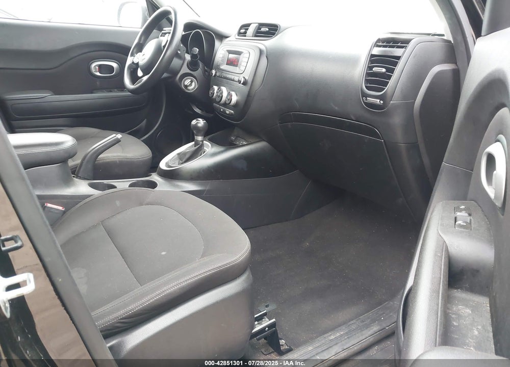 2015 KIA SOUL VIN: KNDJN2A20F7804705
