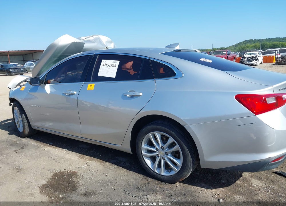 2018 CHEVROLET MALIBU VIN: 1G1ZD5ST2JF195249