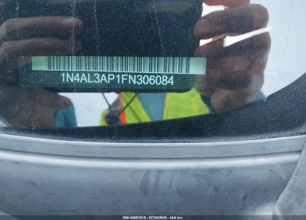 2015 NISSAN ALTIMA VIN: 1N4AL3AP1FN306084