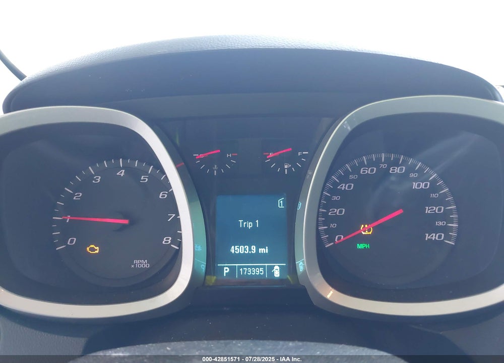2011 CHEVROLET EQUINOX VIN: 2CNALDEC4B6365213