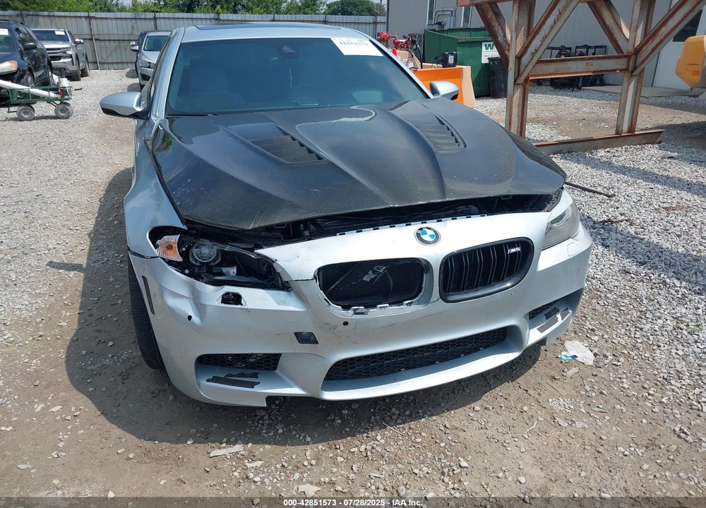 2013 BMW M5 VIN: WBSFV9C59DD095771