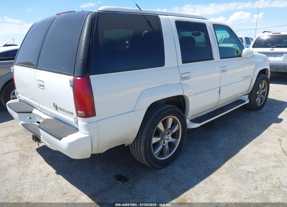 2000 CADILLAC ESCALADE STANDARD VIN: 1GYEK63R5YR222855