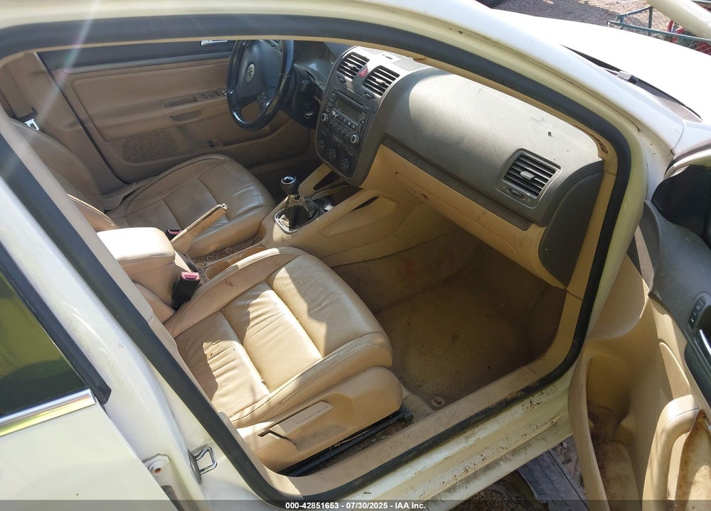 2006 VOLKSWAGEN JETTA VIN: 3VWDT71K66M755240