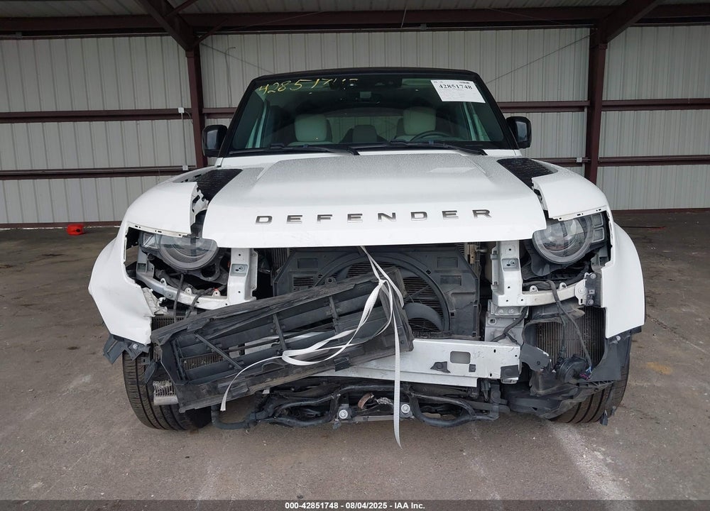 2023 LAND ROVER DEFENDER VIN: SALEP7EU6P2242370