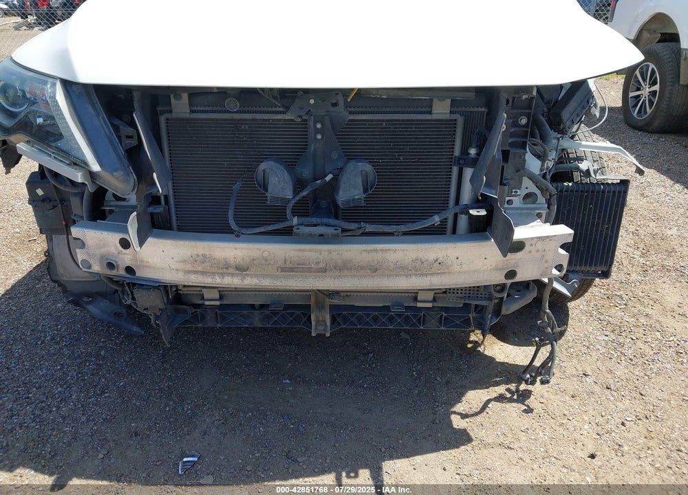 2018 NISSAN PATHFINDER VIN: 5N1DR2MN3JC604193