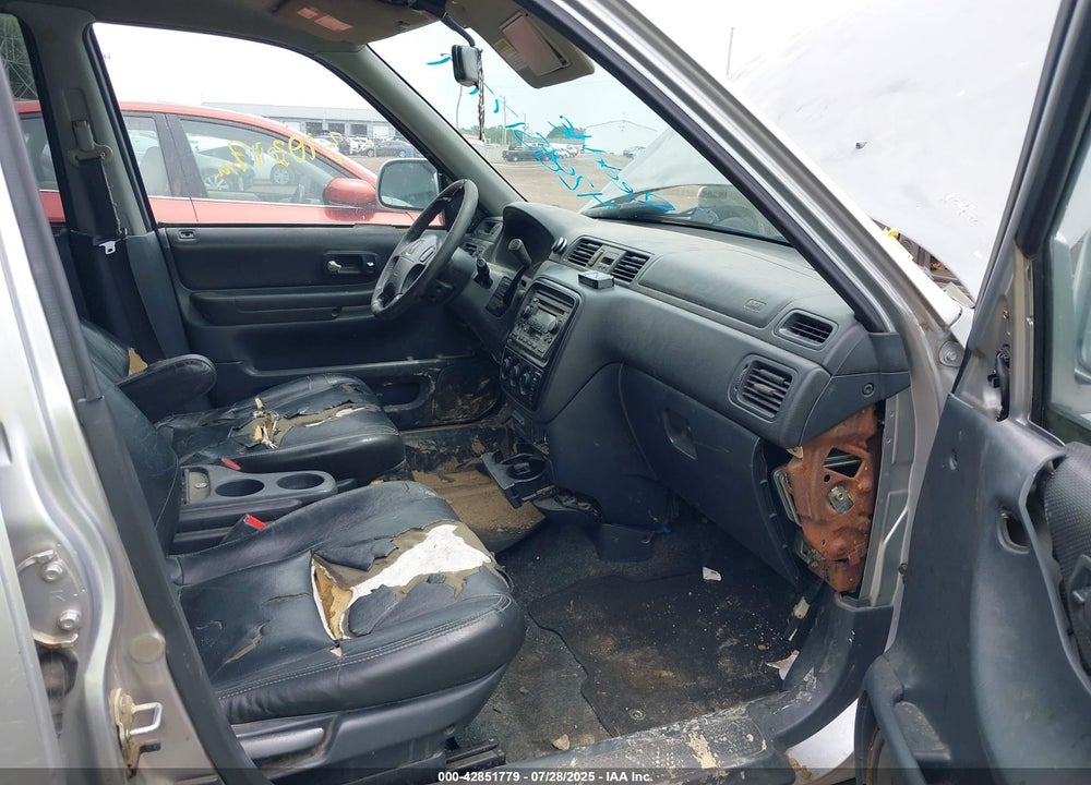 2001 HONDA CR-V VIN: JHLRD18731S013269