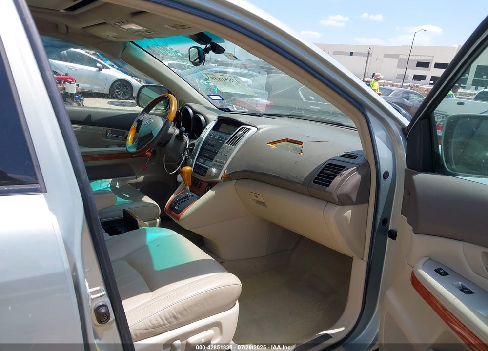 2004 LEXUS RX 330 VIN: JTJGA31U140034840