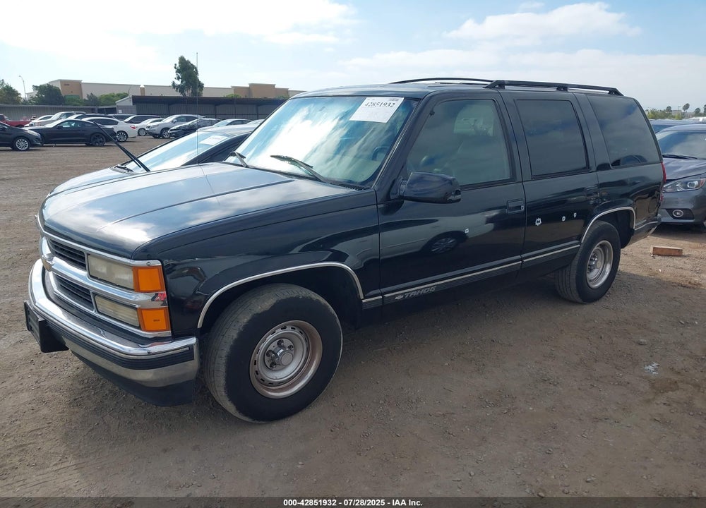 1999 CHEVROLET TAHOE VIN: 1GNEC13R7XJ570926