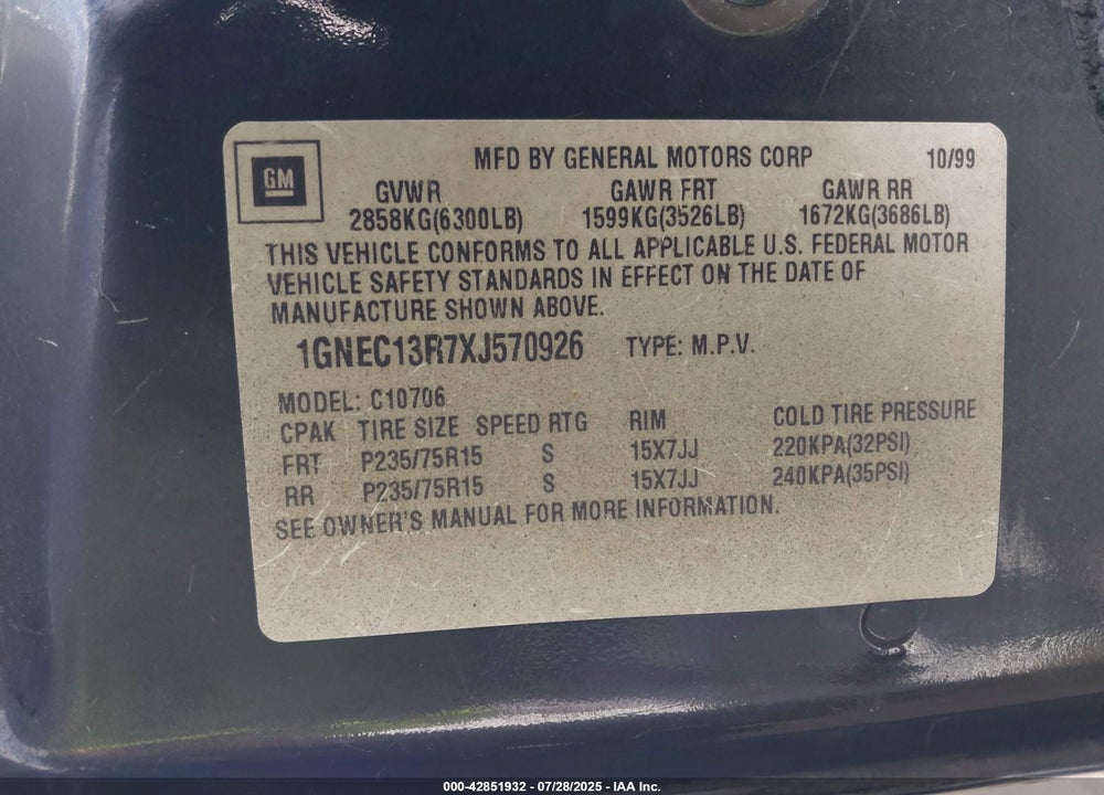 1999 CHEVROLET TAHOE VIN: 1GNEC13R7XJ570926