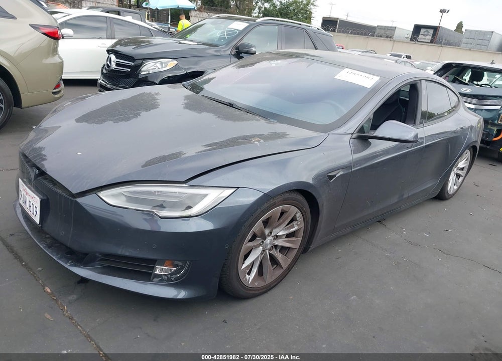 2018 TESLA MODEL S VIN: 5YJSA1E23JF293448