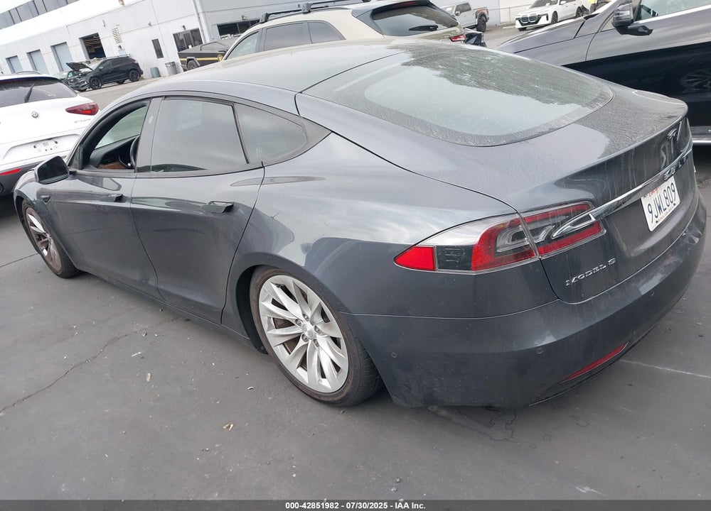 2018 TESLA MODEL S VIN: 5YJSA1E23JF293448