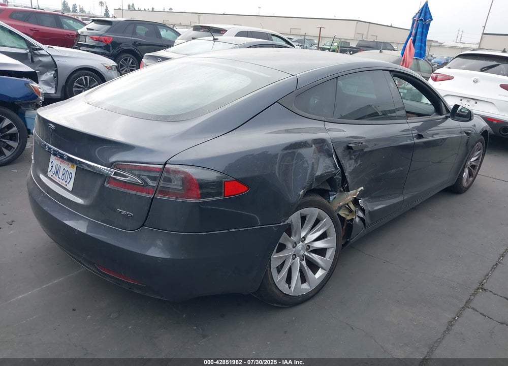 2018 TESLA MODEL S VIN: 5YJSA1E23JF293448