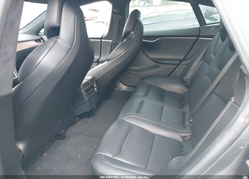 2018 TESLA MODEL S VIN: 5YJSA1E23JF293448
