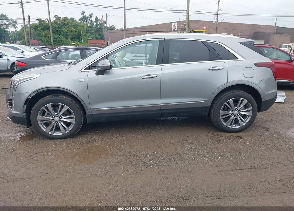 2025 CADILLAC XT5 VIN: 1GYKNDR45SZ100627