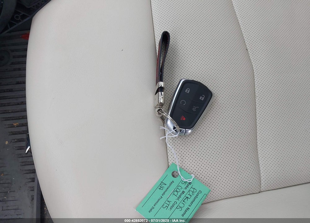 2025 CADILLAC XT5 VIN: 1GYKNDR45SZ100627