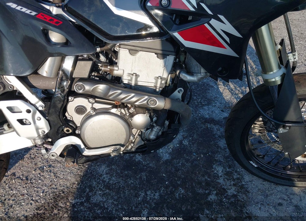 2022 SUZUKI DR-Z400 SM VIN: JS1SK44A7N7102546