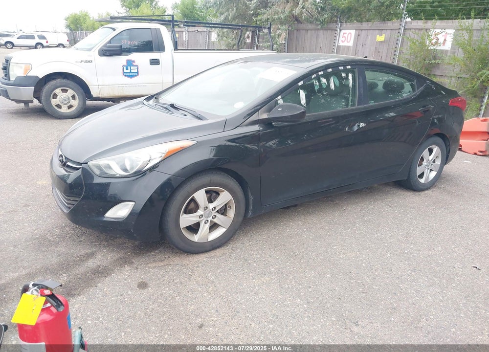 2012 HYUNDAI ELANTRA VIN: 5NPDH4AE1CH097132