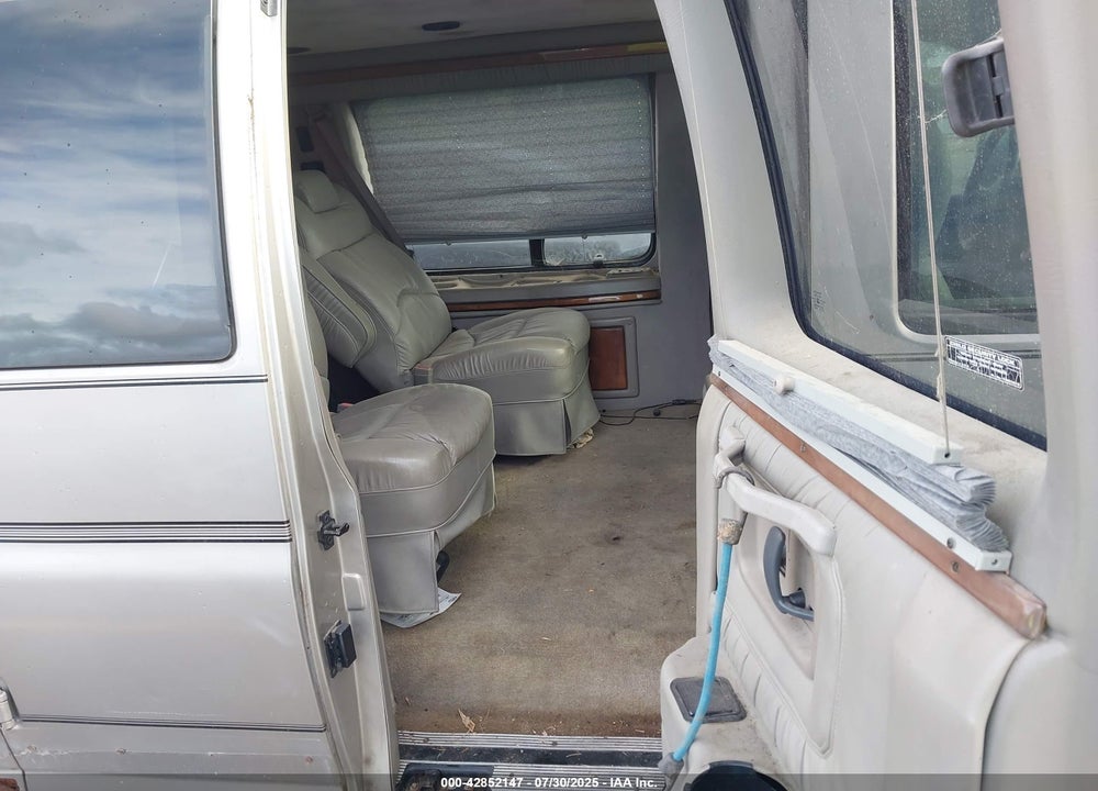 2000 GMC SAVANA VIN: 1GDFG15R6Y1243302