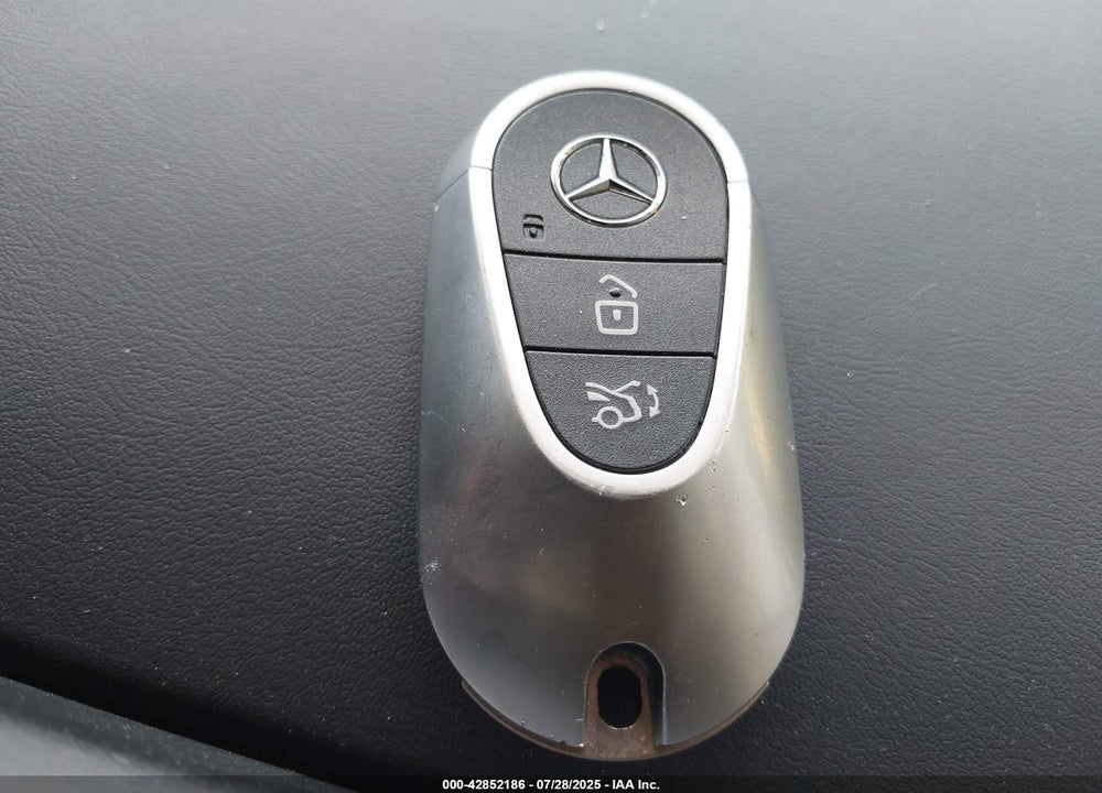 2024 MERCEDES-BENZ C 300 VIN: W1KAF4GB2RR202208