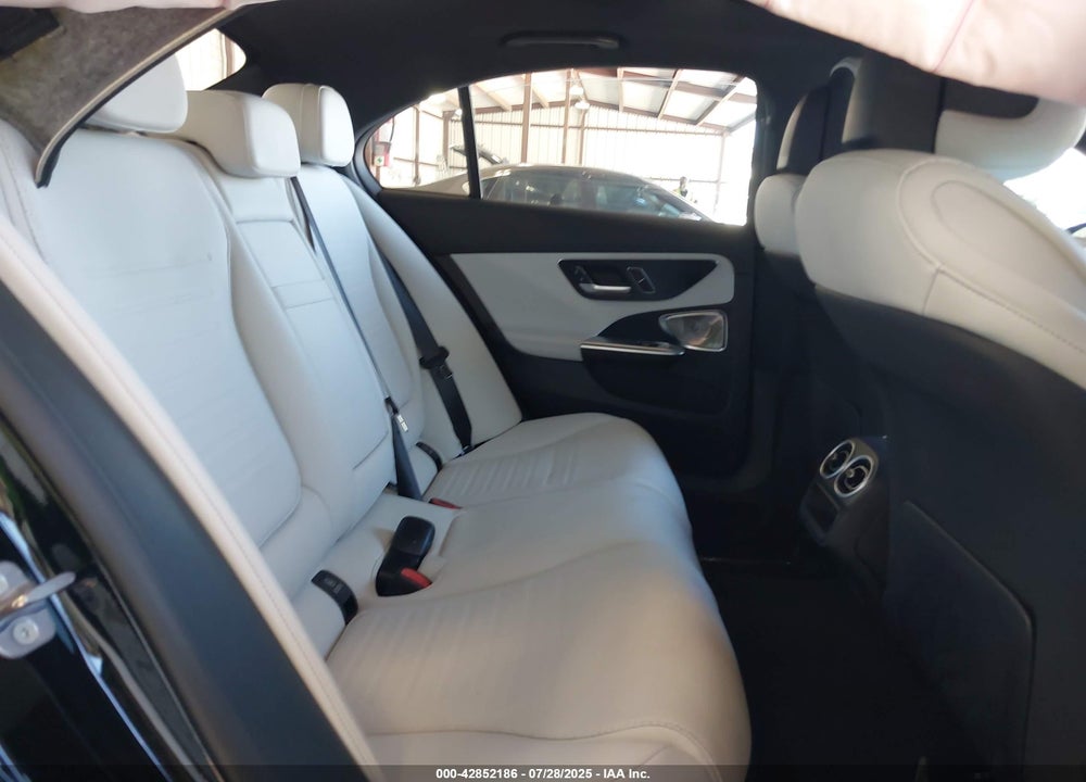 2024 MERCEDES-BENZ C 300 VIN: W1KAF4GB2RR202208