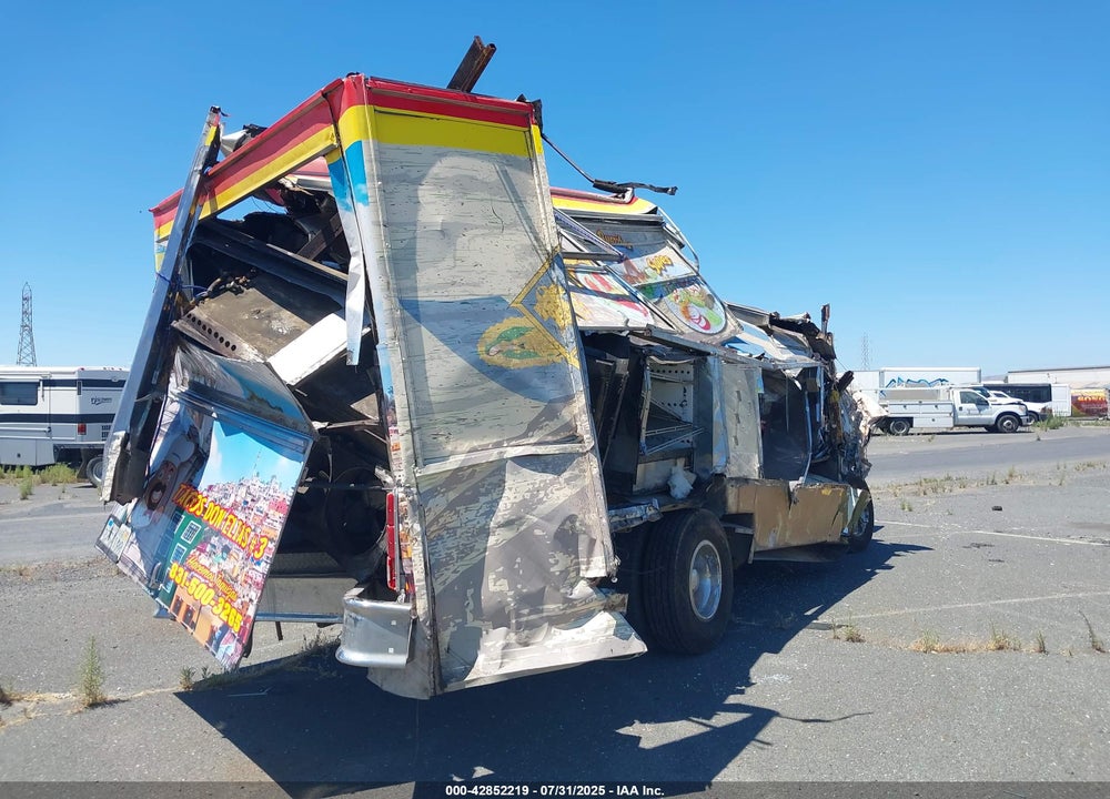 1989 CHEVROLET P30 VIN: 1GCHP32K4K3333124