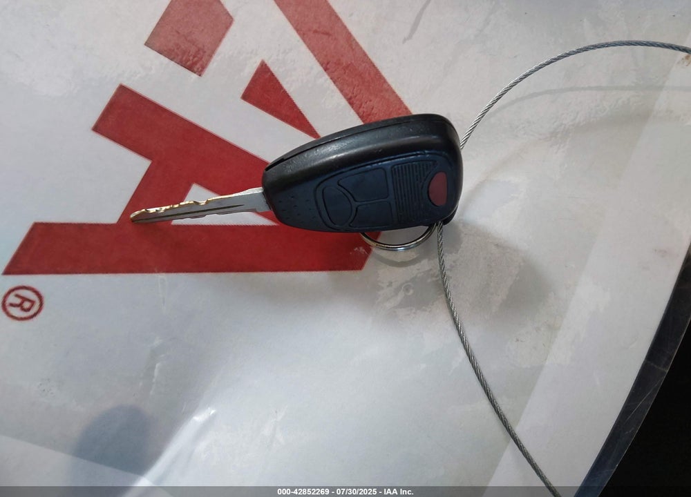 2014 CHRYSLER 200 VIN: 1C3CCBBB5EN137559