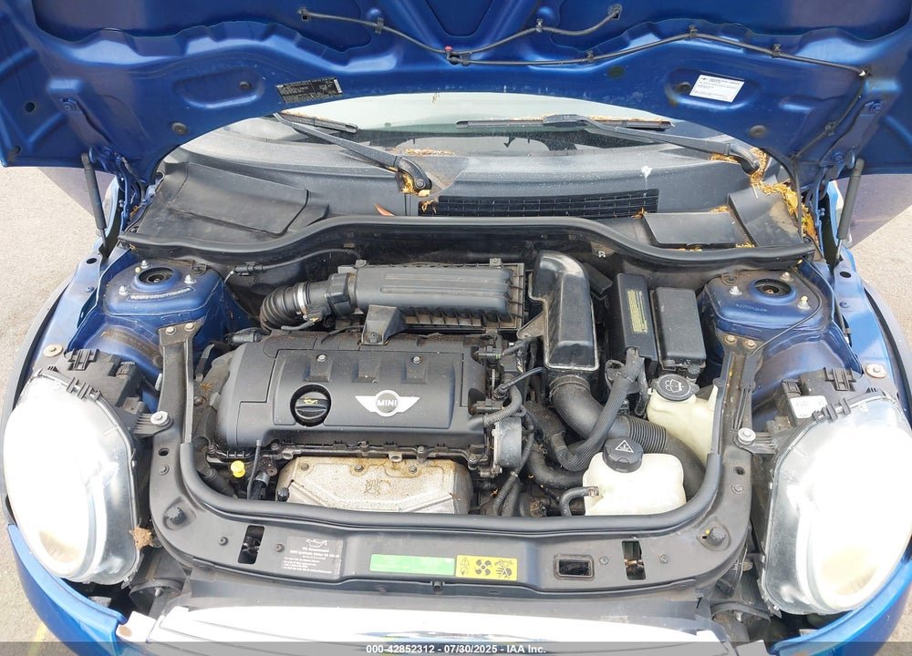 2007 MINI COOPER VIN: WMWMF33557TT56832