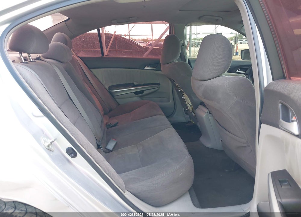 2008 HONDA ACCORD 2.4 EX VIN: JHMCP26778C021719