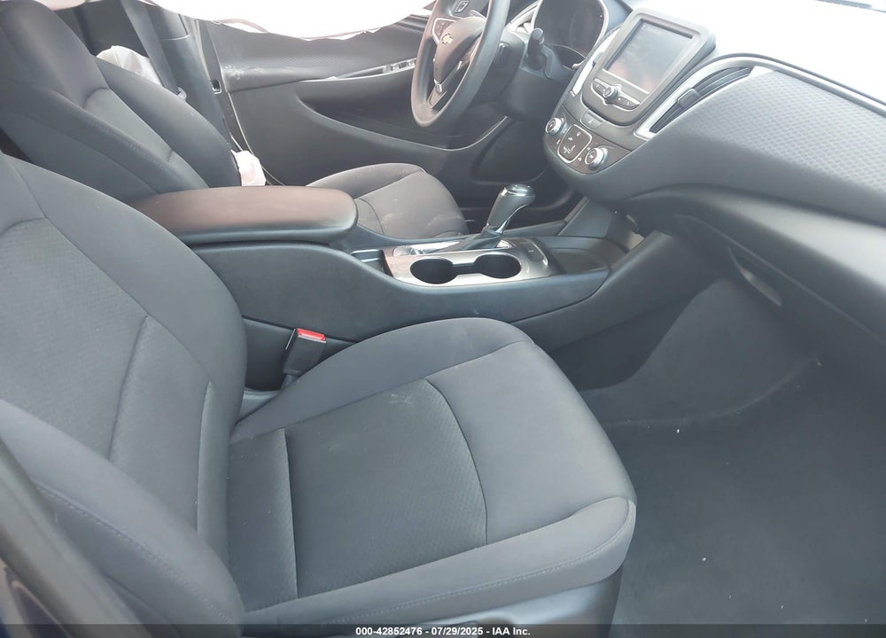 2017 CHEVROLET MALIBU VIN: 1G1ZC5STXHF246543