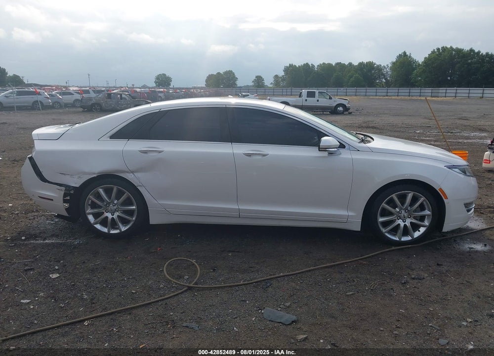 2014 LINCOLN MKZ VIN: 3LN6L2G96ER818465