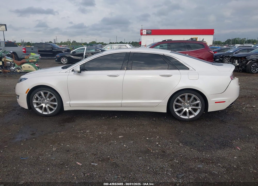 2014 LINCOLN MKZ VIN: 3LN6L2G96ER818465