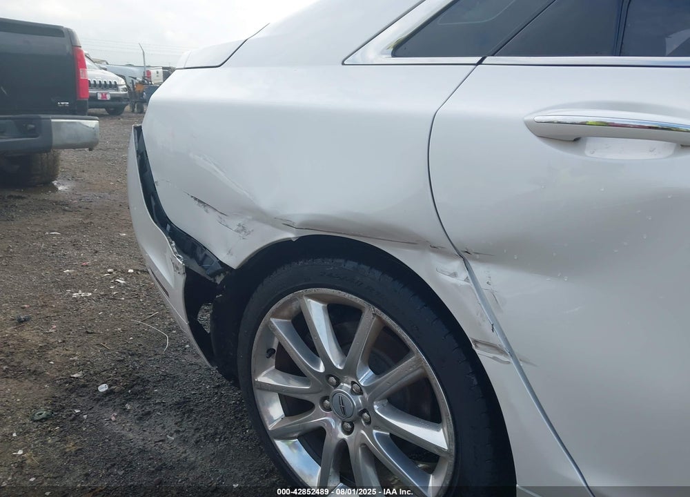 2014 LINCOLN MKZ VIN: 3LN6L2G96ER818465